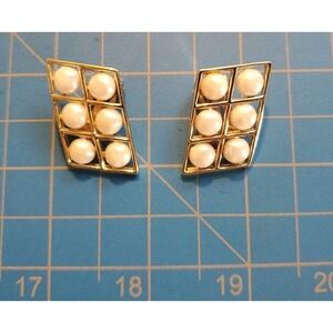 Vintage Gold Tone and Flux Pearls  Clip Earrings Set